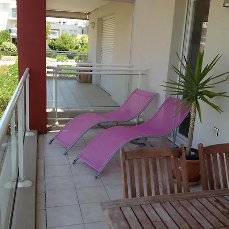 Domaine Flore Apartment